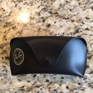 Ray-ban classes case
